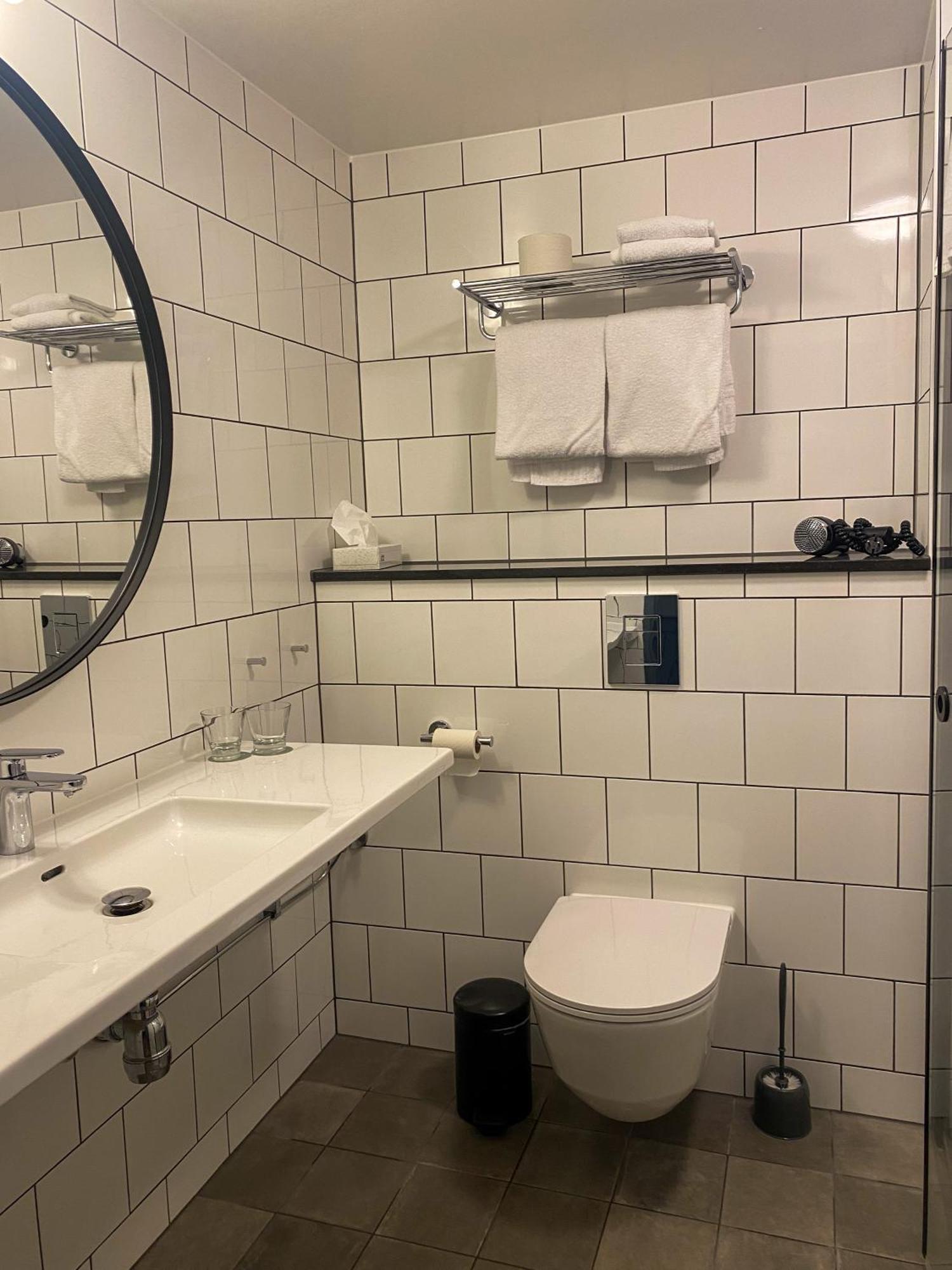 דראמן Home Hotel Tollboden מראה חיצוני תמונה